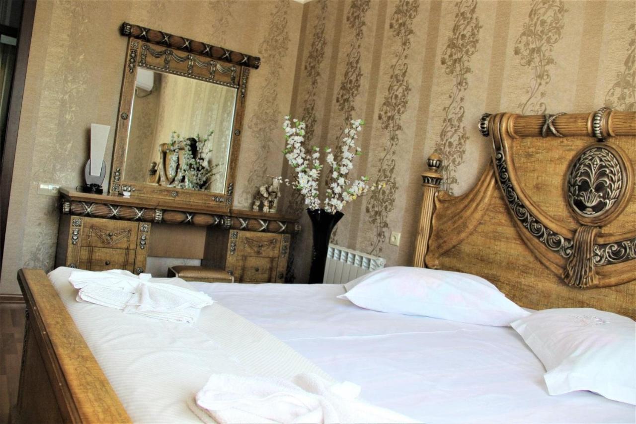 Hotel Oniks Kutaisi Luaran gambar