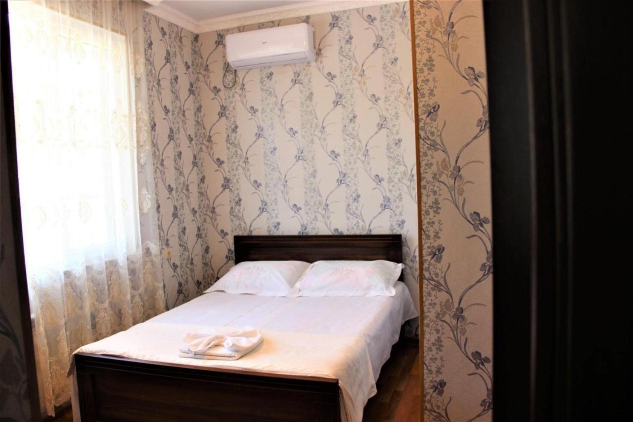 Hotel Oniks Kutaisi Luaran gambar